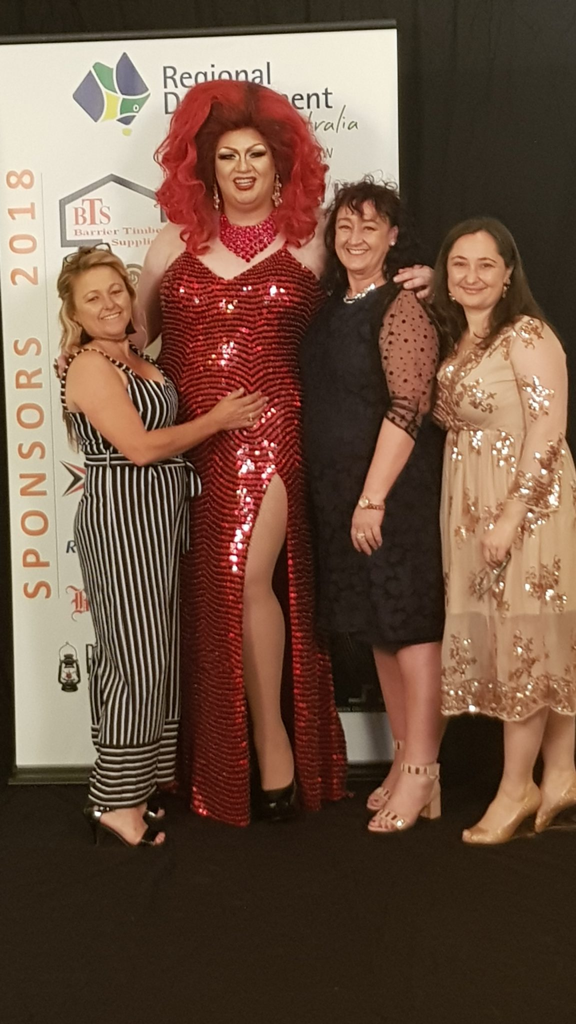 Globe Home Timber & Hardware Gallery